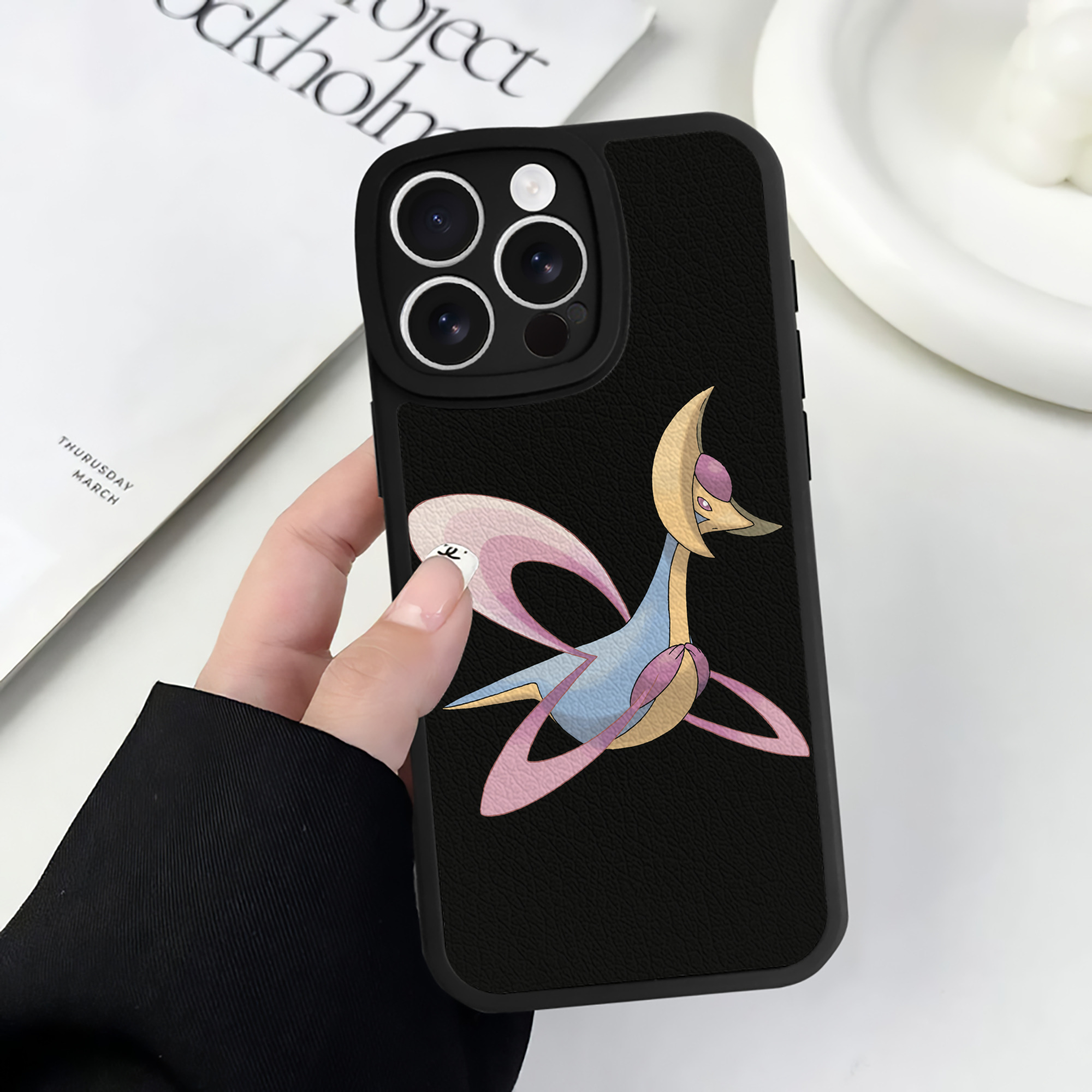 （画像用） ポケットモンスター Pokémon 【iPhone 16シリーズ対応】シリコンスマホケース（レザー調） 材質：シリコン